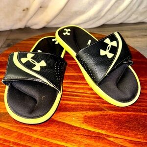 Under Armour Slides Youth Kids 4Y Black Lime Green Sandals UA Beach Summer